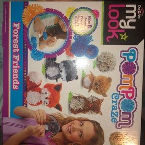 Pom Pom Craze Forest Friends